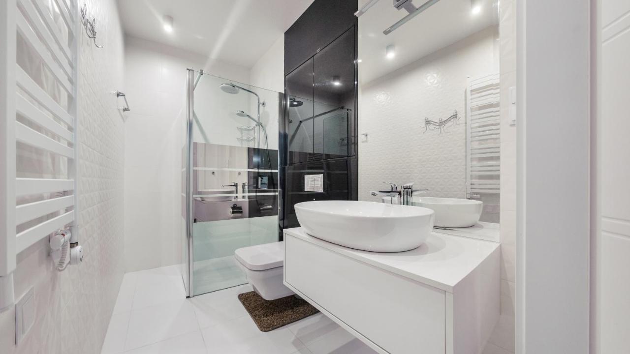 Prywatne Apartamenty Sun & Snow W Wave Z Basenem Miedzyzdroje Exterior foto